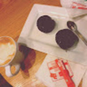 Meet your Posher, Divya